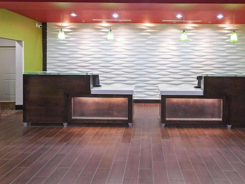 La Quinta By Wyndham Pearsall Luaran gambar