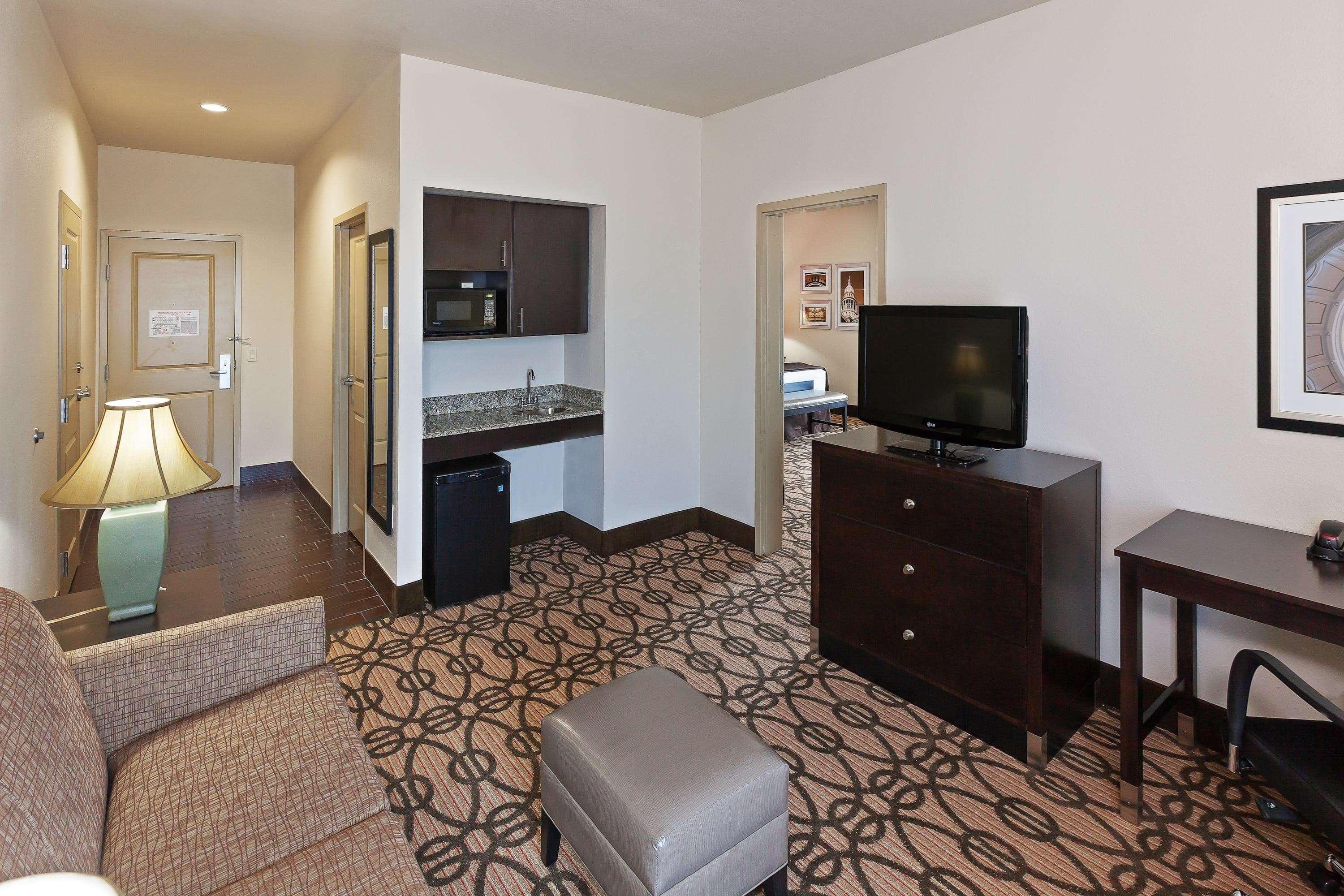 La Quinta By Wyndham Pearsall Luaran gambar