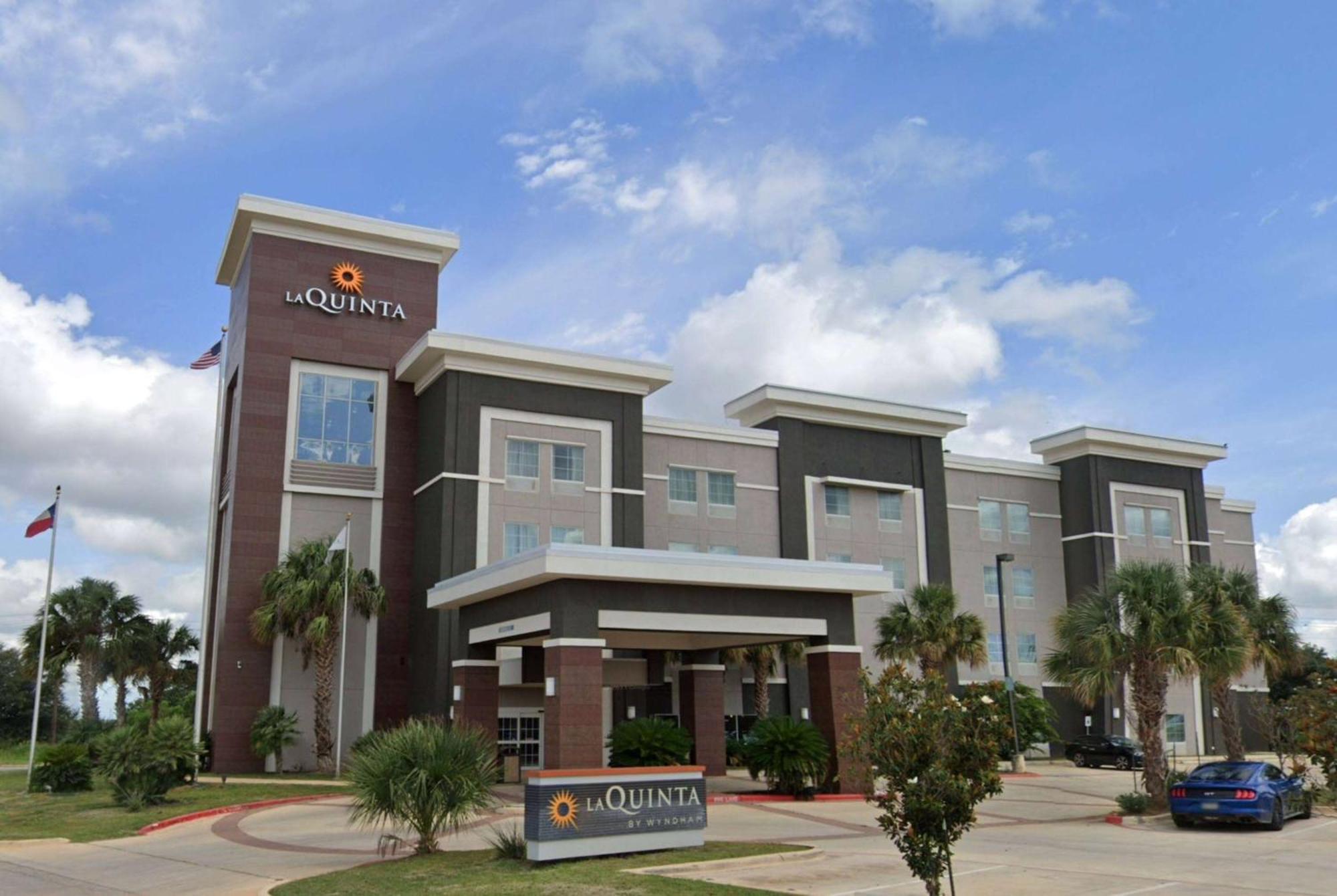 La Quinta By Wyndham Pearsall Luaran gambar