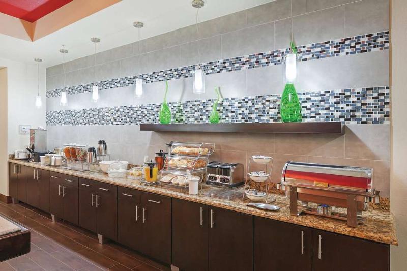La Quinta By Wyndham Pearsall Luaran gambar