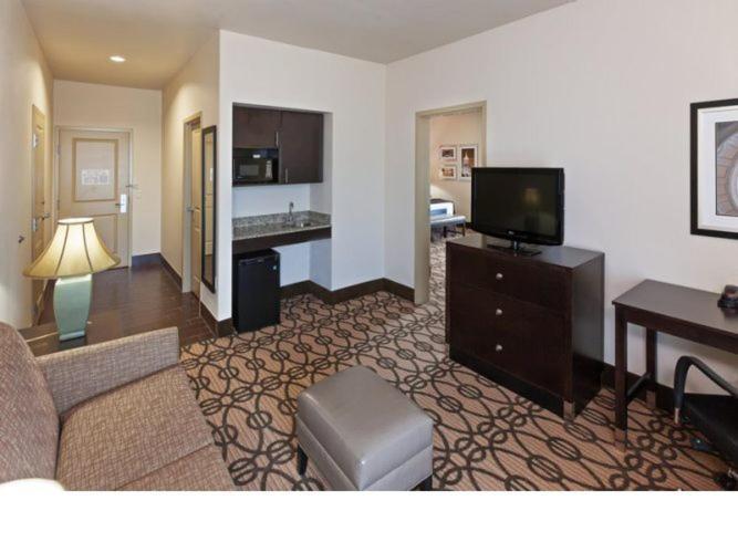 La Quinta By Wyndham Pearsall Luaran gambar